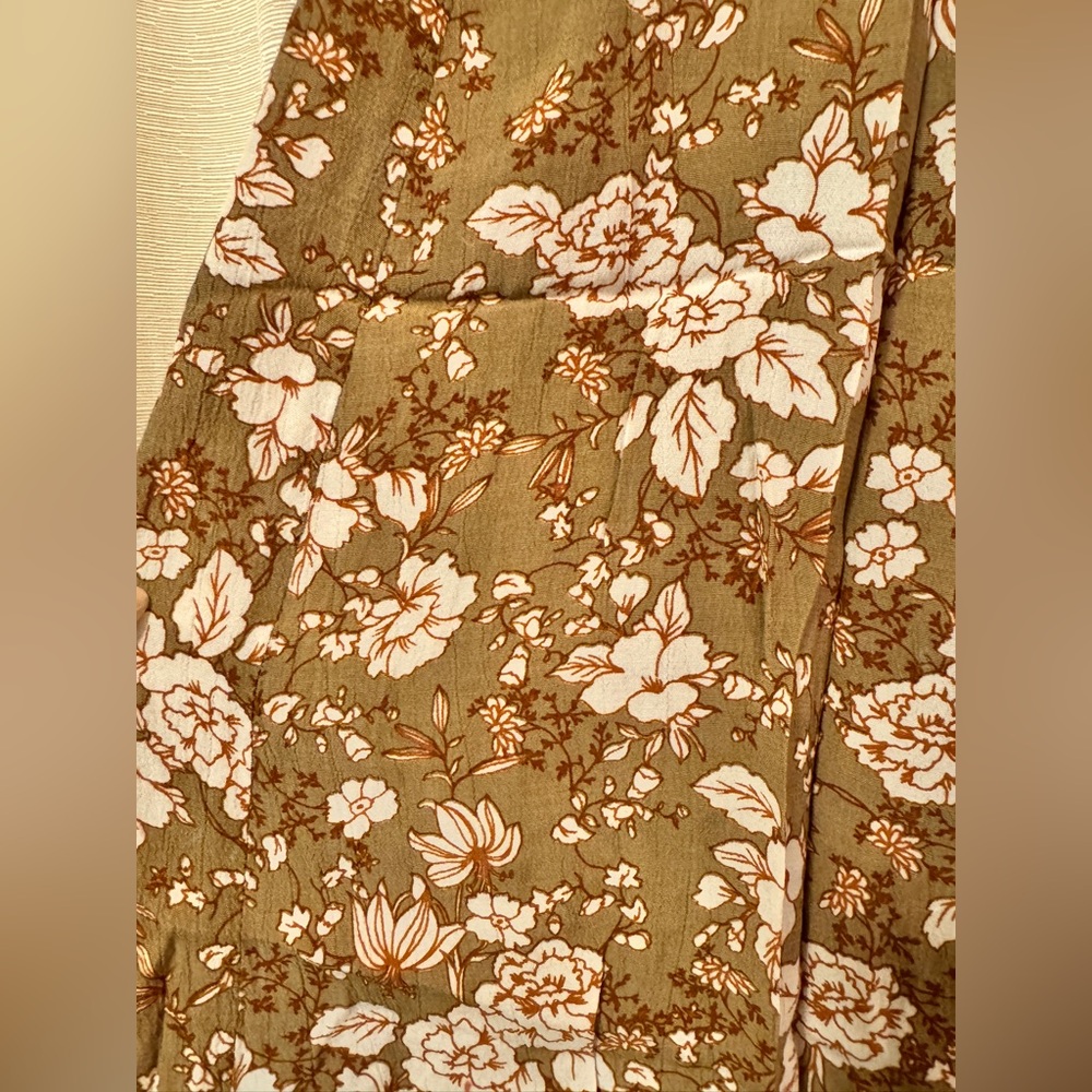 Faithfull the Brand Tan and Cream Floral Wrap Midi Dress, L - Picture 10 of 13
